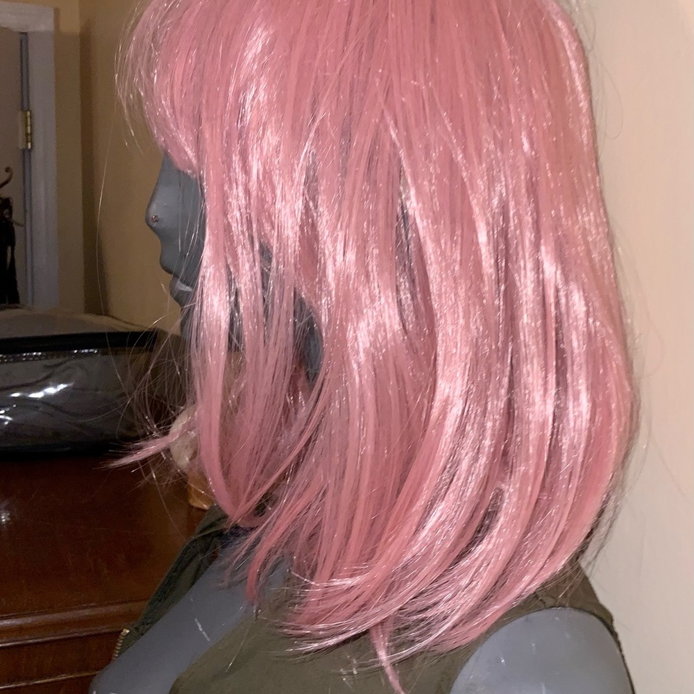 Pink wig - Picture 2 of 4